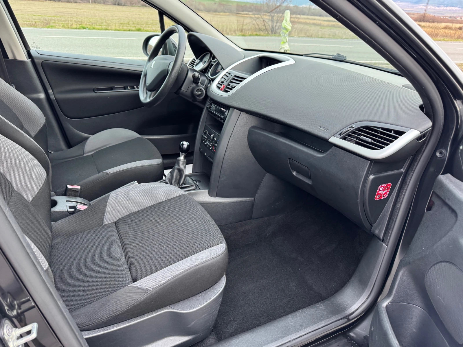 Peugeot 207 1.4i- | Mobile.bg   12