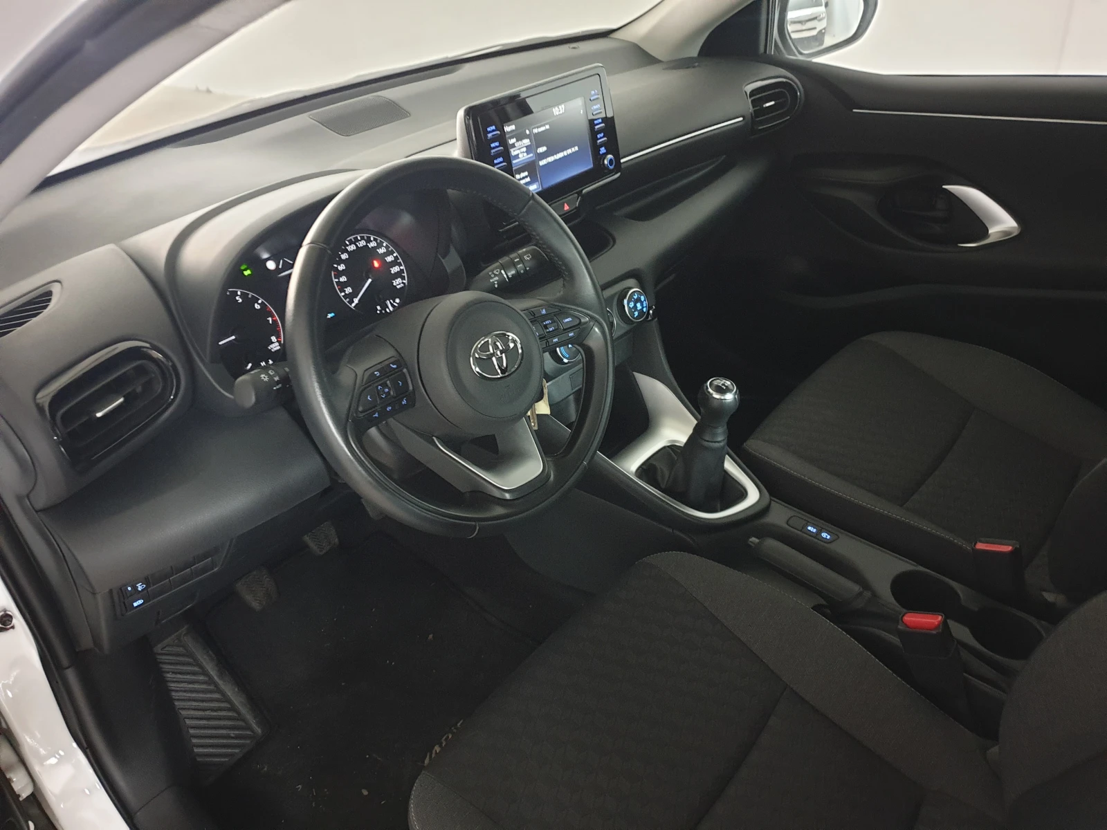 Toyota Yaris 2023/8200   | Mobile.bg   9