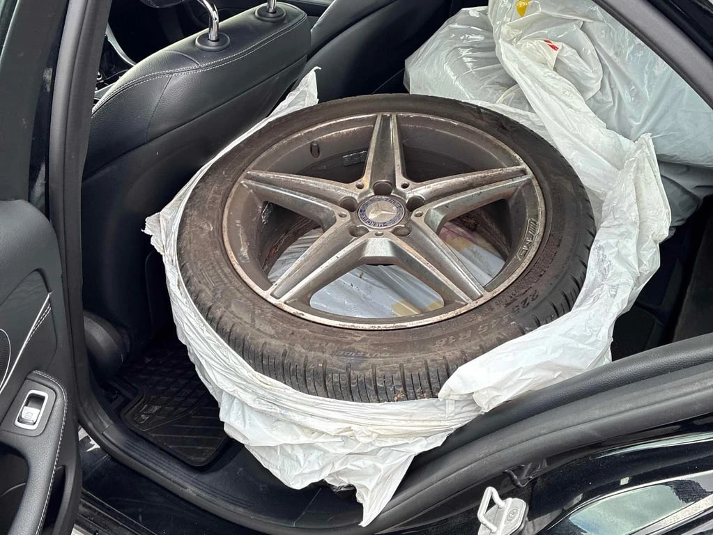 Mercedes-Benz C 300 * CARFAX * ЦЕНА ДО БГ - изображение 10