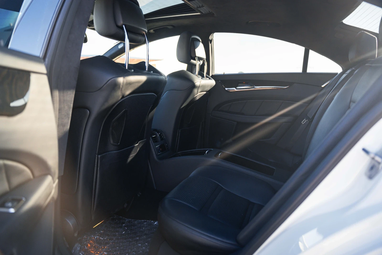 Mercedes-Benz CLS 63 AMG ������� ����-Performance Package - 557HP + ������ | Mobile.bg � ����������� 11