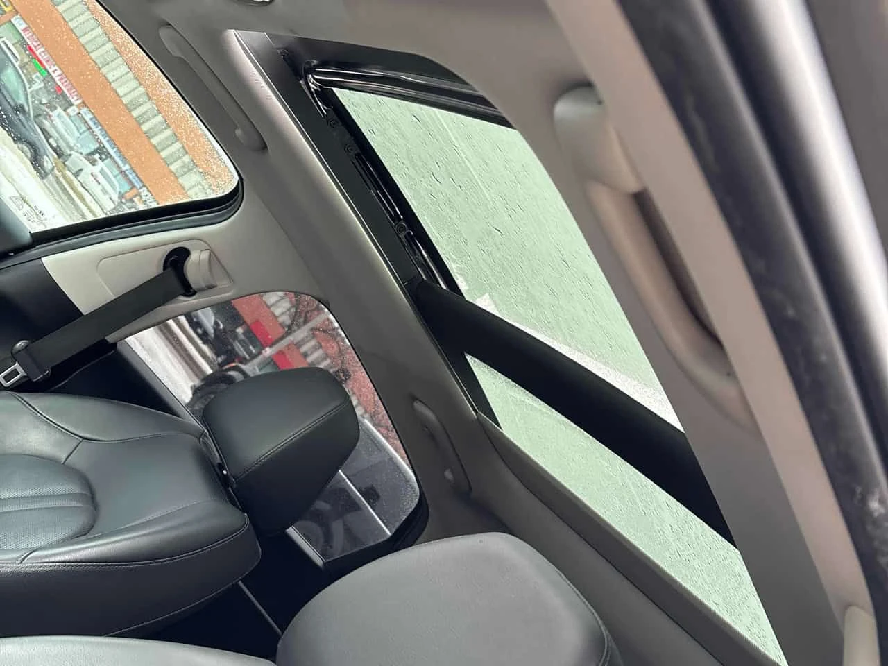 Hyundai Sonata Preferred Trend  CARFAX, снимка 15 - Автомобили и джипове - 53919560