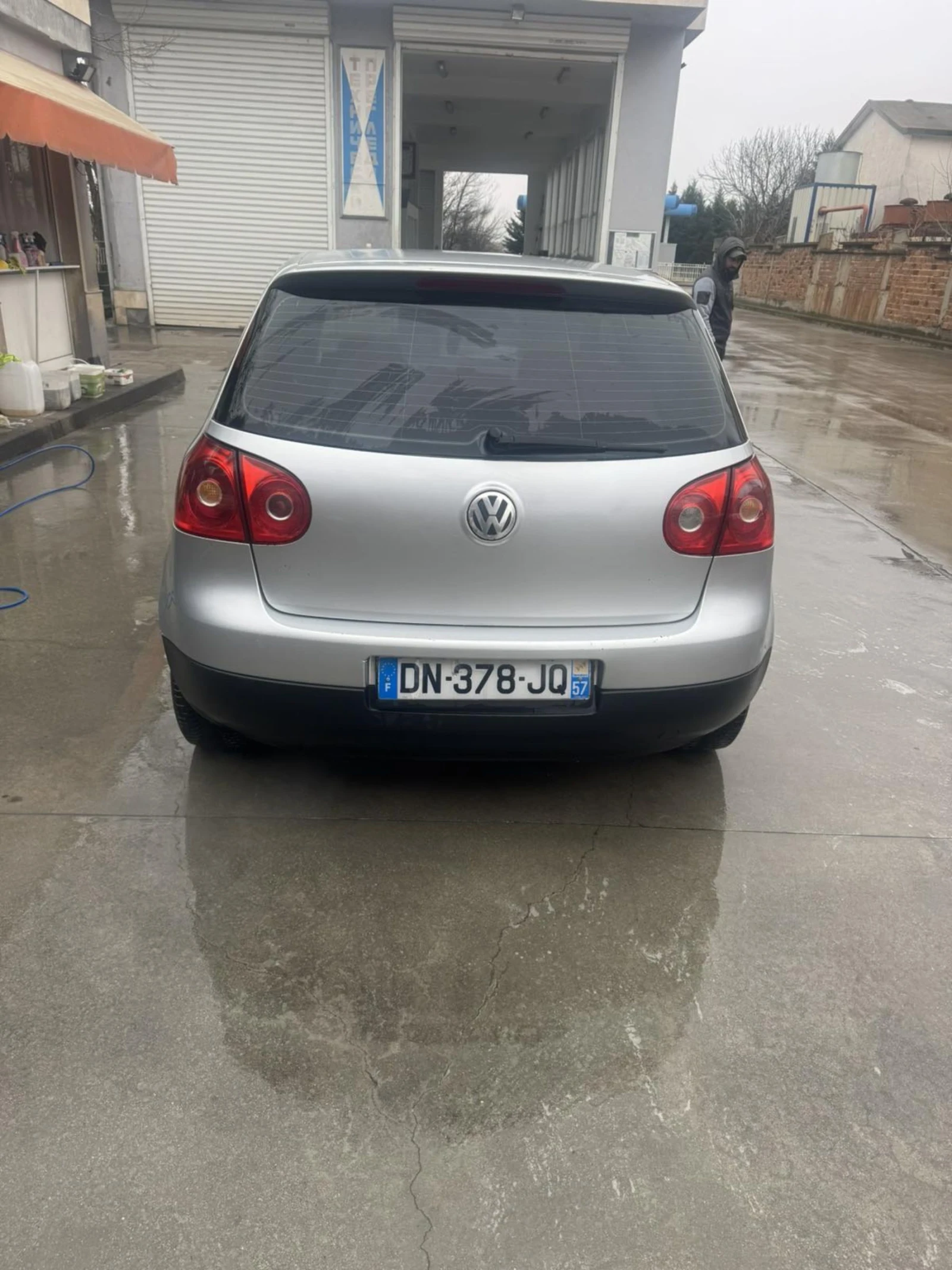 VW Golf 1.9 TDI (105), снимка 3 - Автомобили и джипове - 53955919