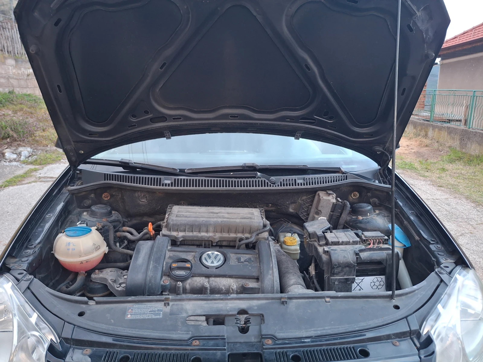 VW Polo 1.4i.feis.klim., снимка 11 - Автомобили и джипове - 53989418