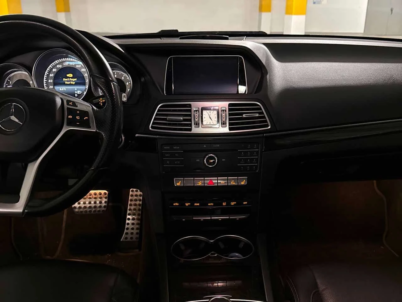 Mercedes-Benz E 400 * CARFAX * ПОДГРЕВИ * 2 КЛЮЧА, снимка 9 - Автомобили и джипове - 54064297