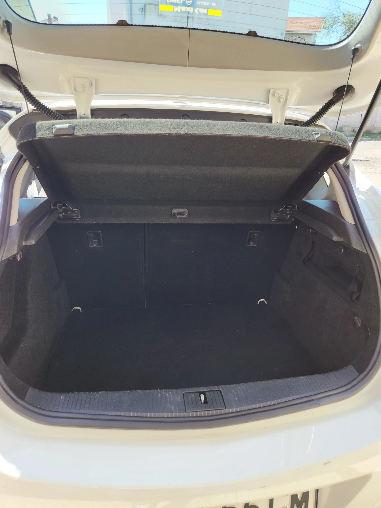 Opel Astra 1.7cdti, снимка 10 - Автомобили и джипове - 54098324