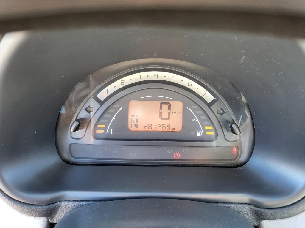 Citroen C3, снимка 6 - Автомобили и джипове - 54296260