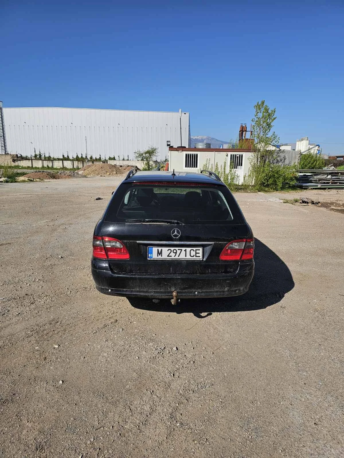 Mercedes-Benz E 220, снимка 5 - Автомобили и джипове - 54333906