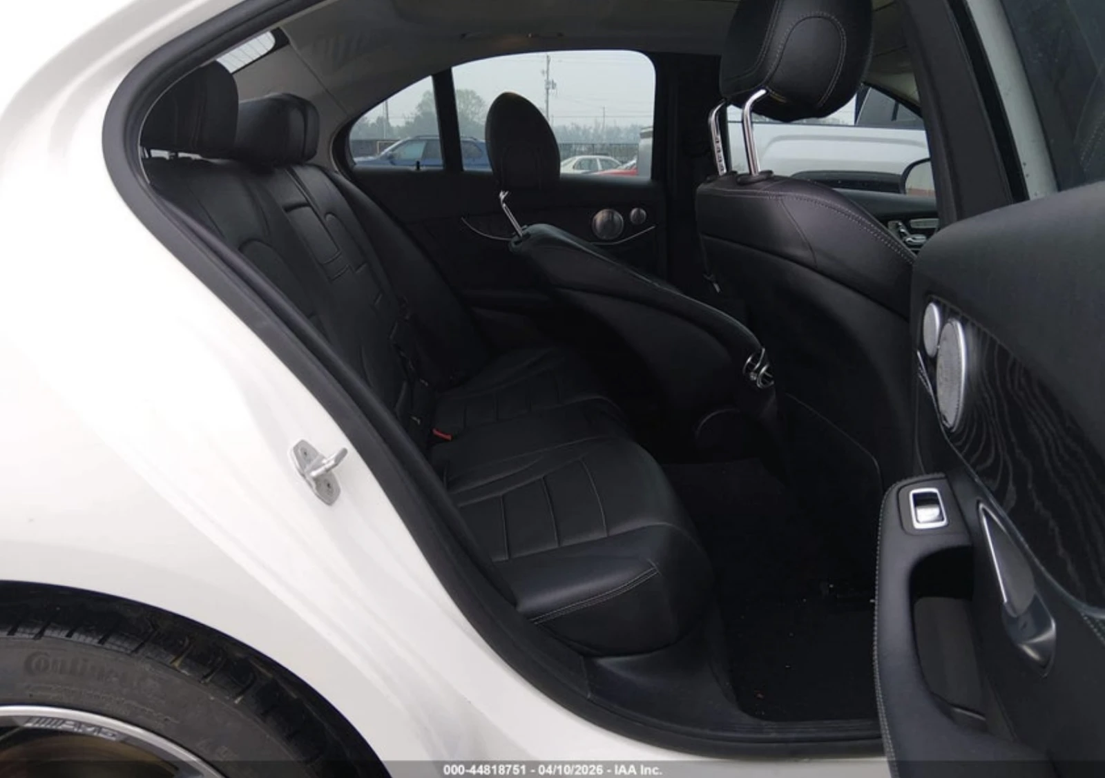 Mercedes-Benz C 300 АВТОКРЕДИТ, снимка 8 - Автомобили и джипове - 54369001
