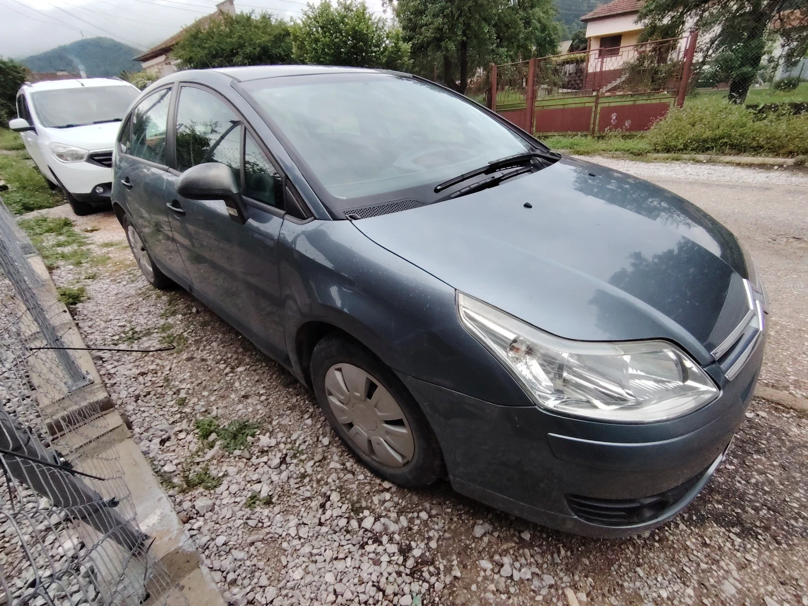 Citroen C4 1.4, снимка 9 - Автомобили и джипове - 54658249