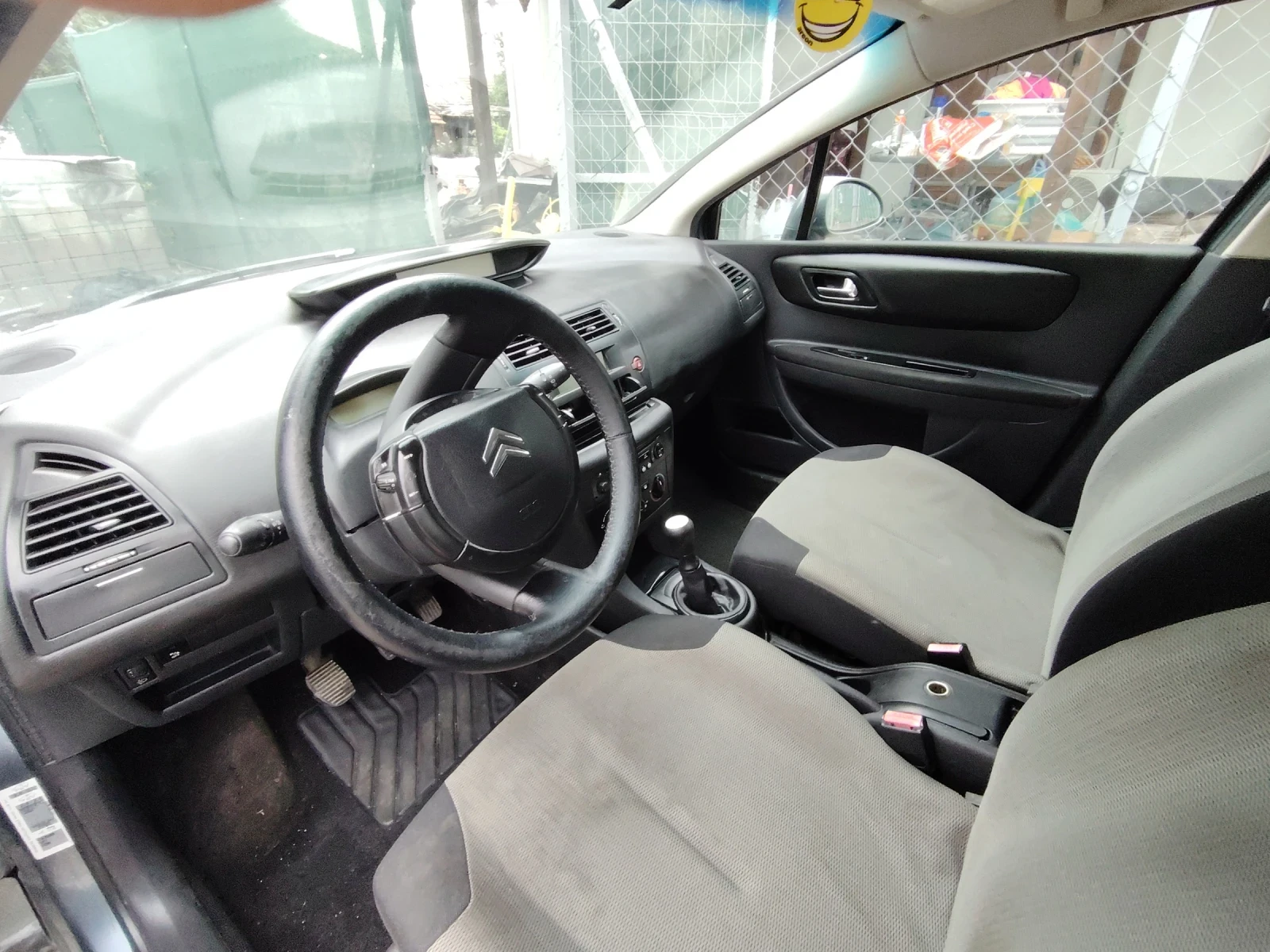 Citroen C4 1.4, снимка 8 - Автомобили и джипове - 54658249
