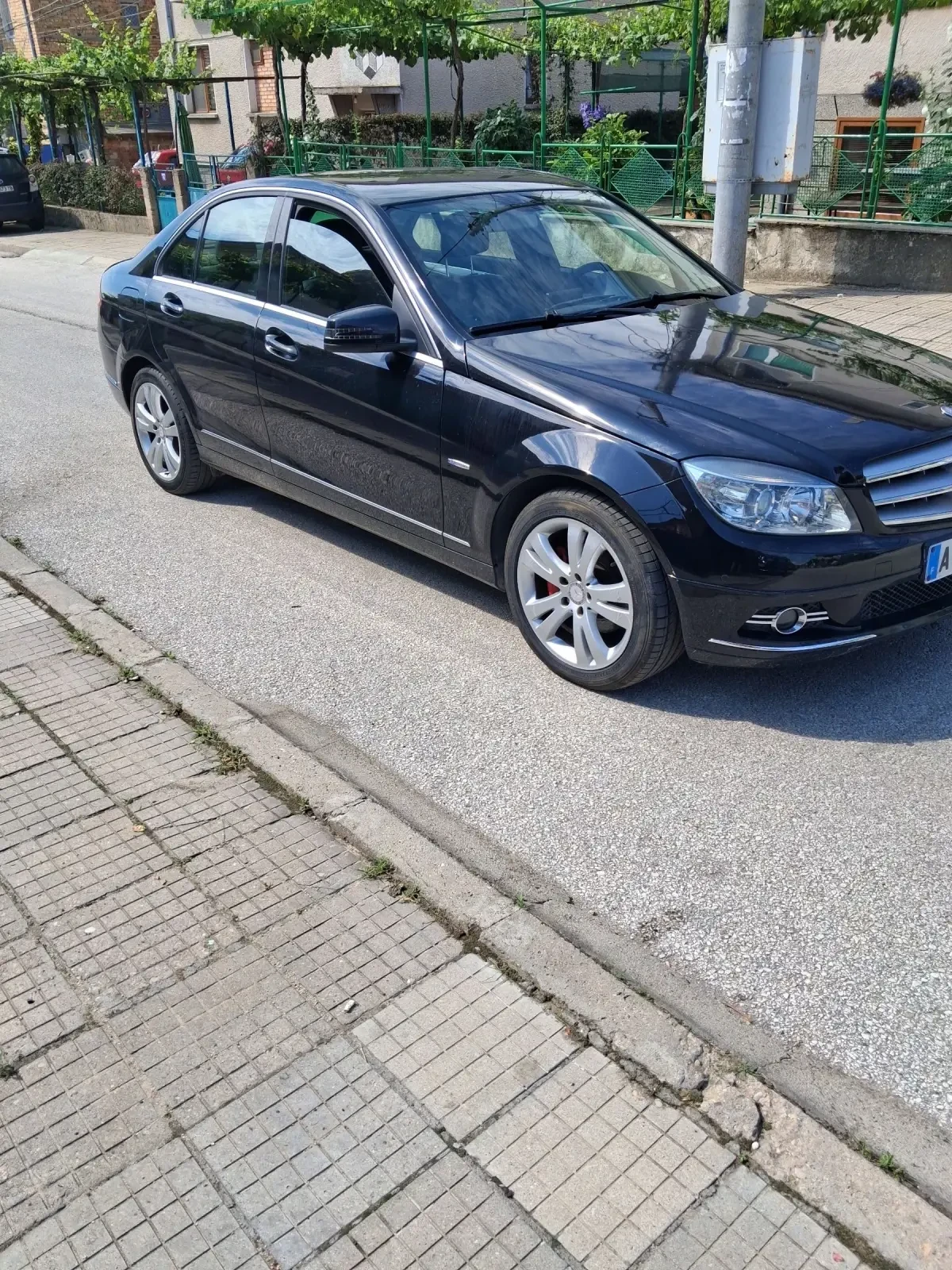Mercedes-Benz C 220 2.2 CDI АВТОМАТ, снимка 3 - Автомобили и джипове - 55007828