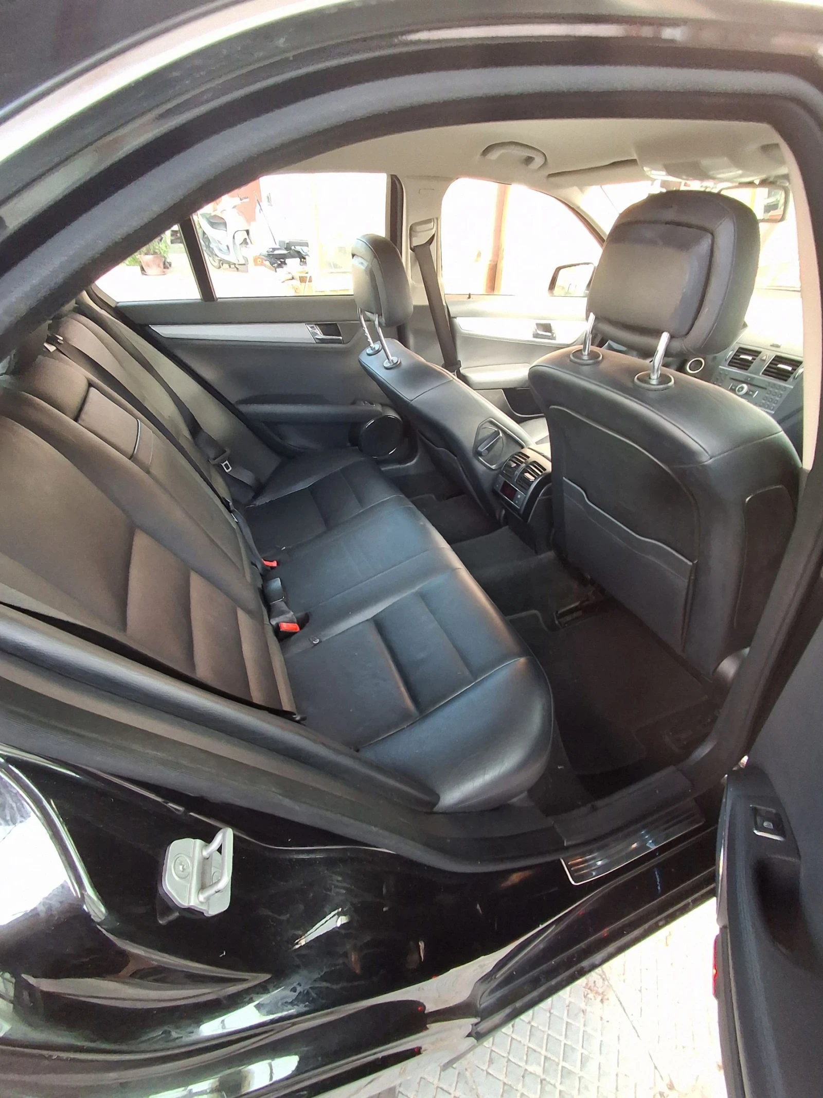Mercedes-Benz C 220 2.2 CDI АВТОМАТ, снимка 17 - Автомобили и джипове - 55007828