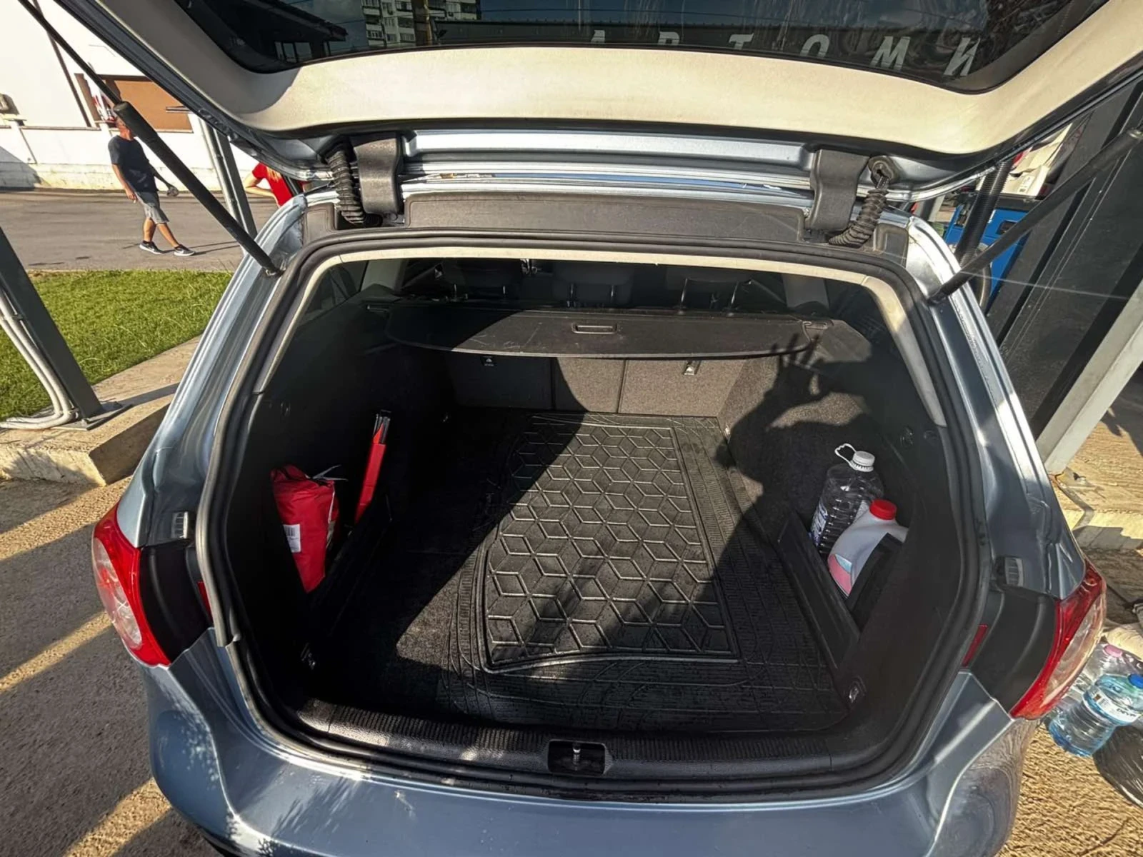 VW Passat 2.0 TDI 140к.с., снимка 15 - Автомобили и джипове - 55303886