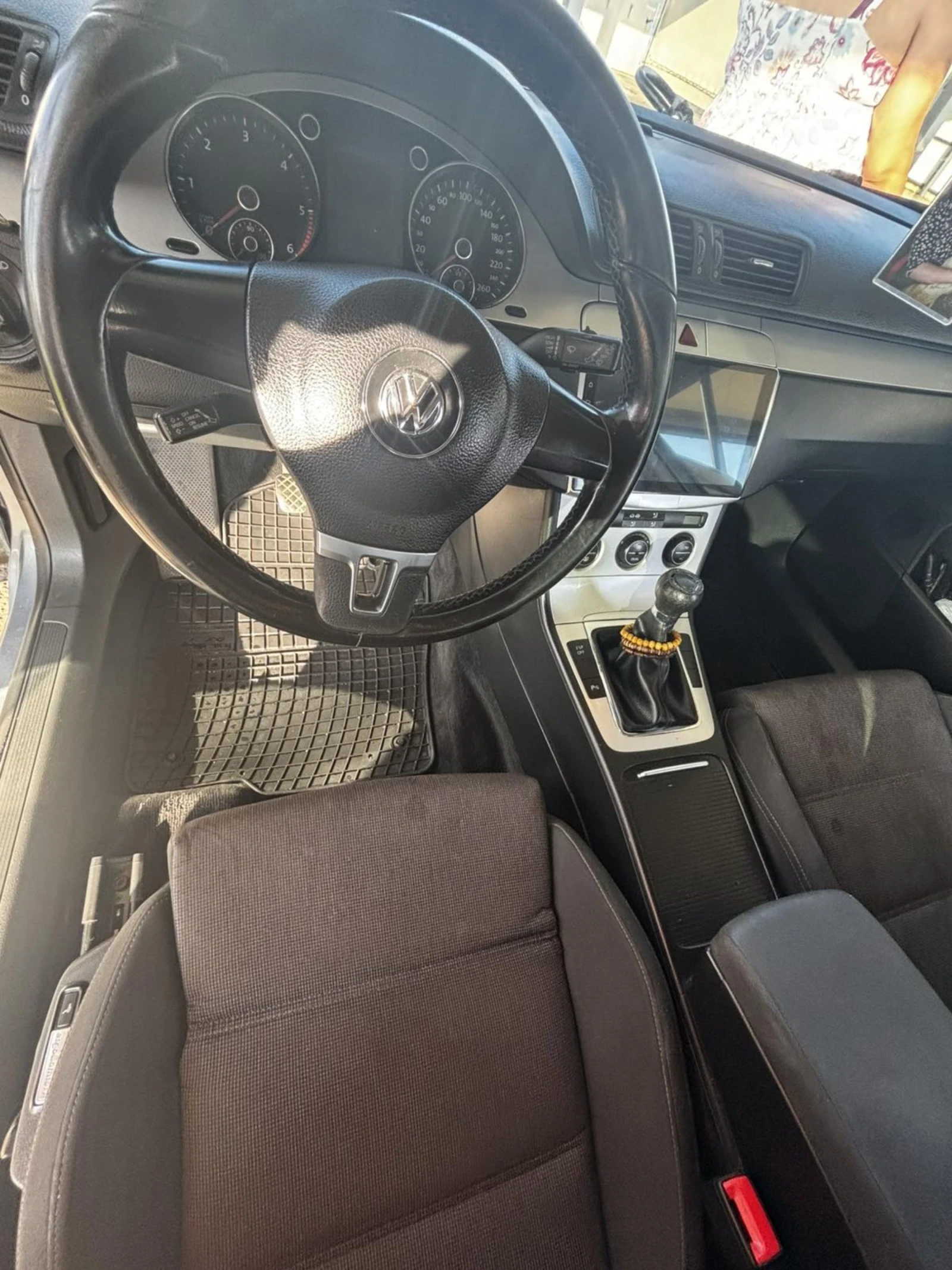 VW Passat 2.0 TDI 140к.с., снимка 9 - Автомобили и джипове - 55303886