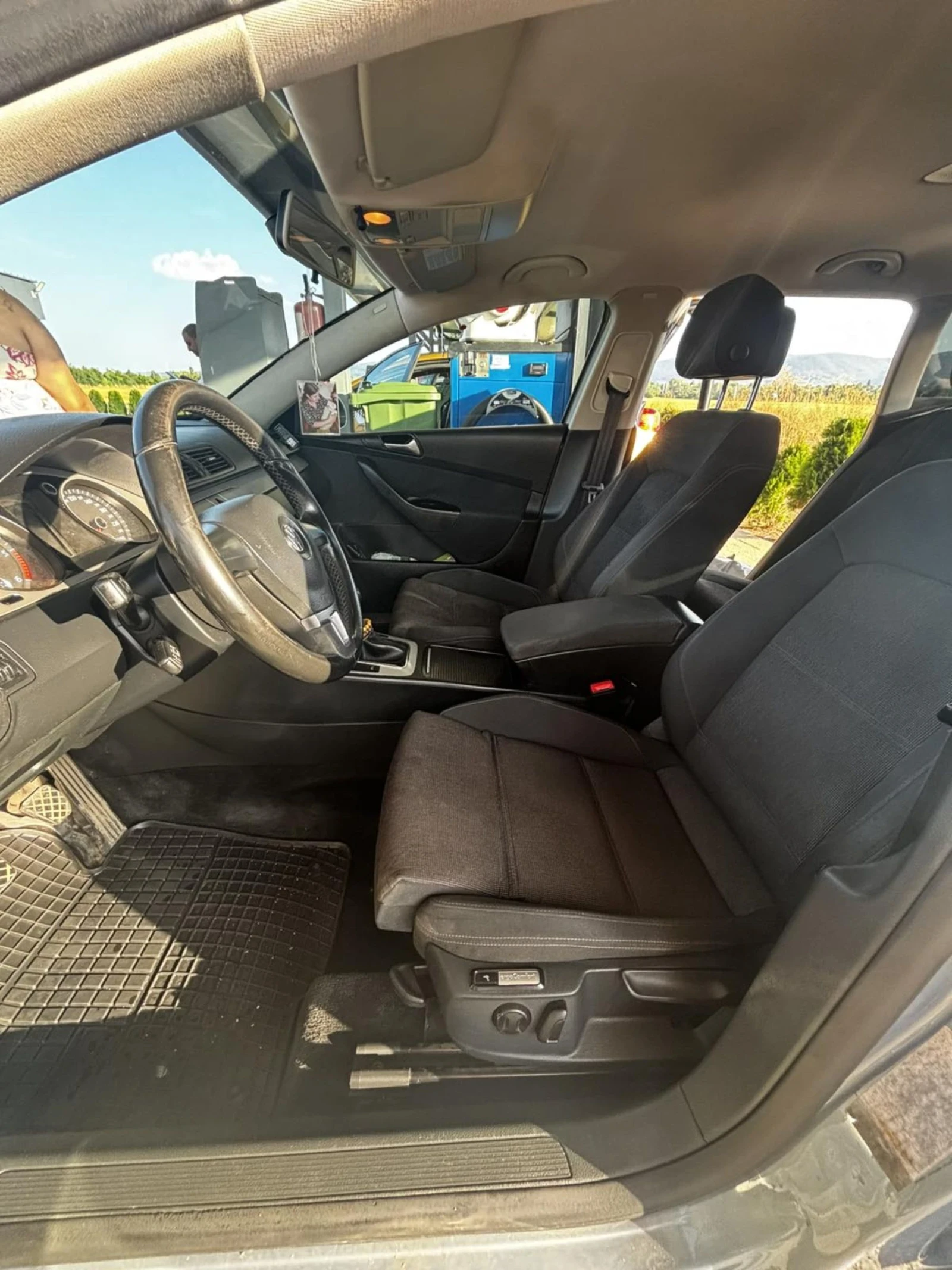 VW Passat 2.0 TDI 140к.с., снимка 11 - Автомобили и джипове - 55303886