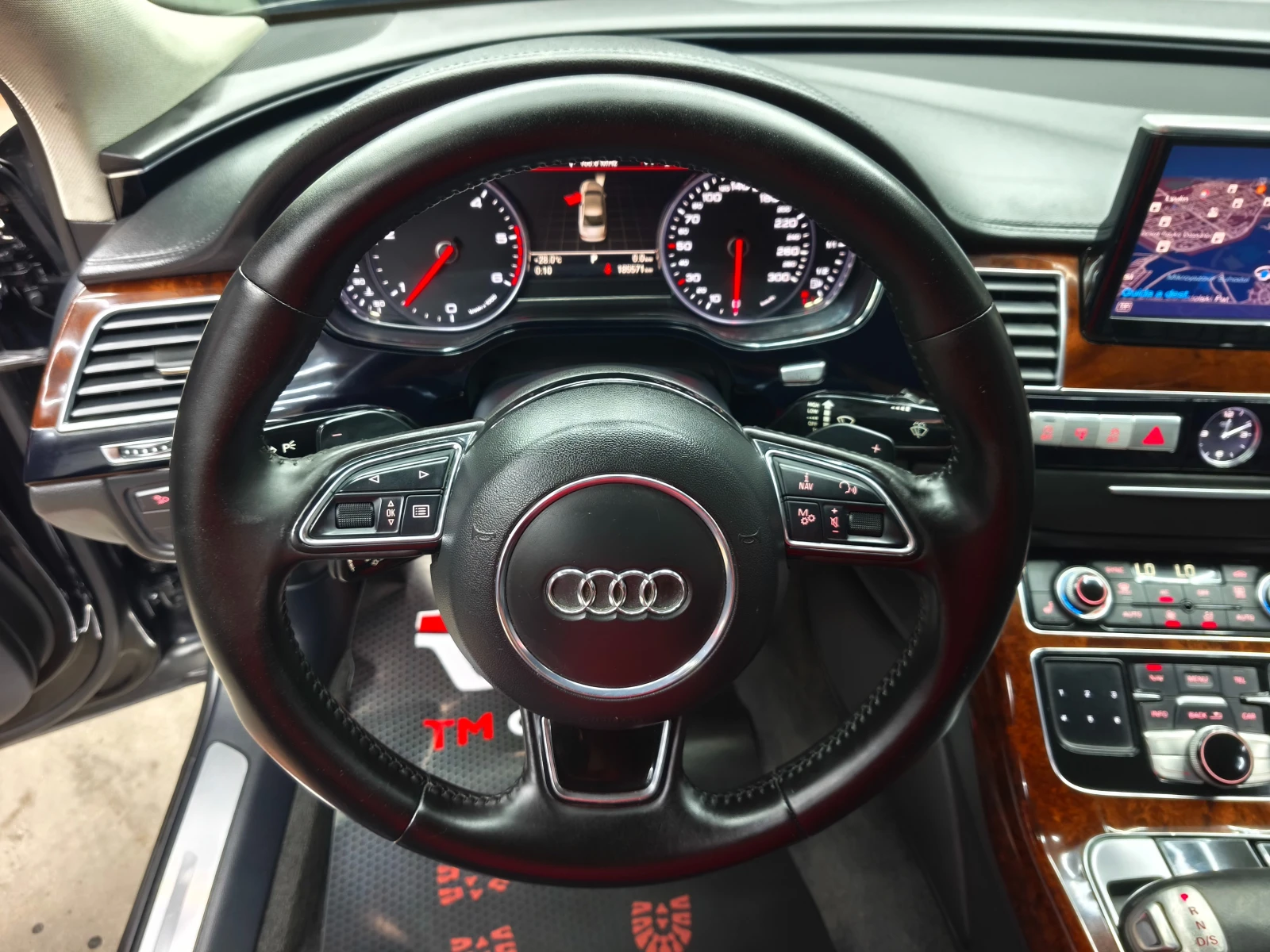 Audi A8 3.0TDI QUATTRO 250k.c Automatic Euro5B, снимка 10 - Автомобили и джипове - 55593625