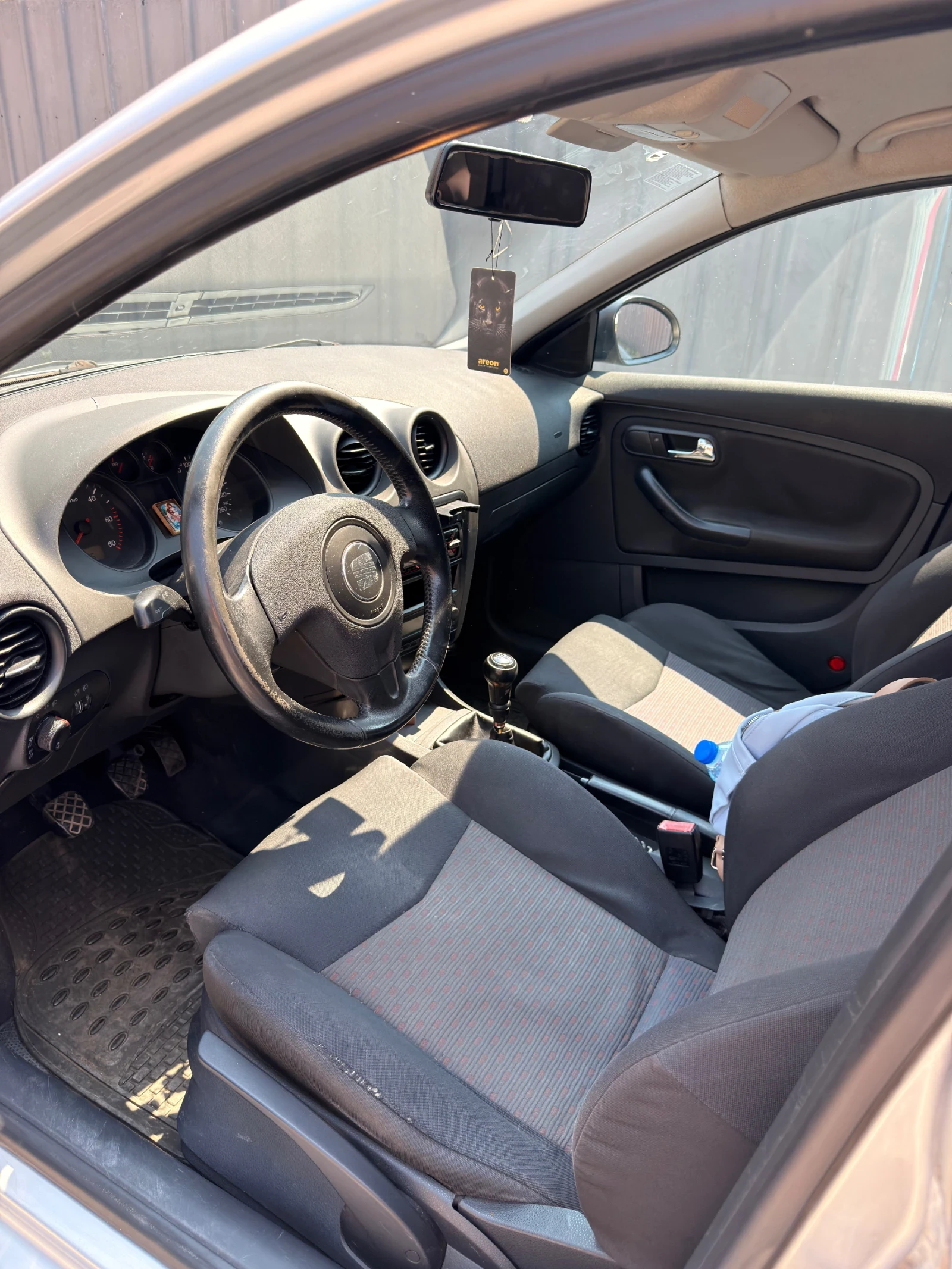 Seat Cordoba 1.9 tdi, снимка 9 - Автомобили и джипове - 55772136