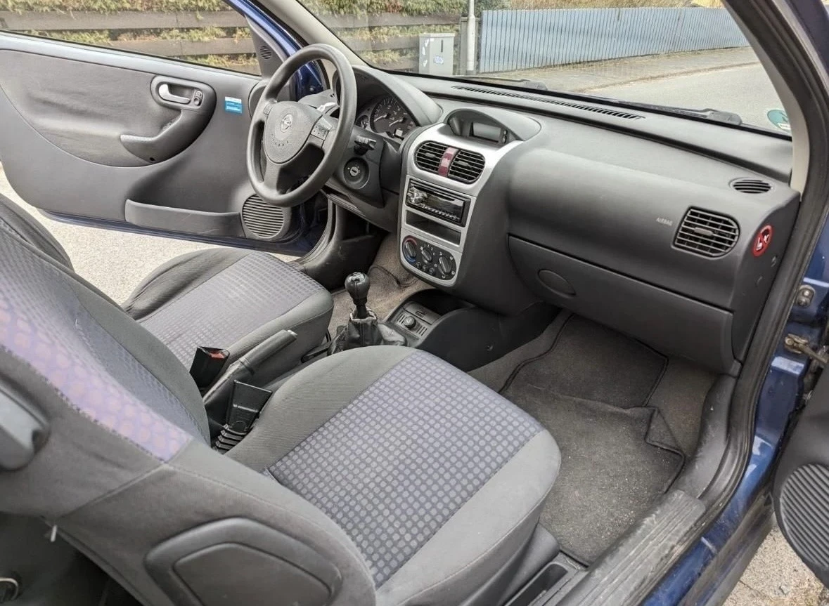 Opel Corsa, снимка 6 - Автомобили и джипове - 56139958
