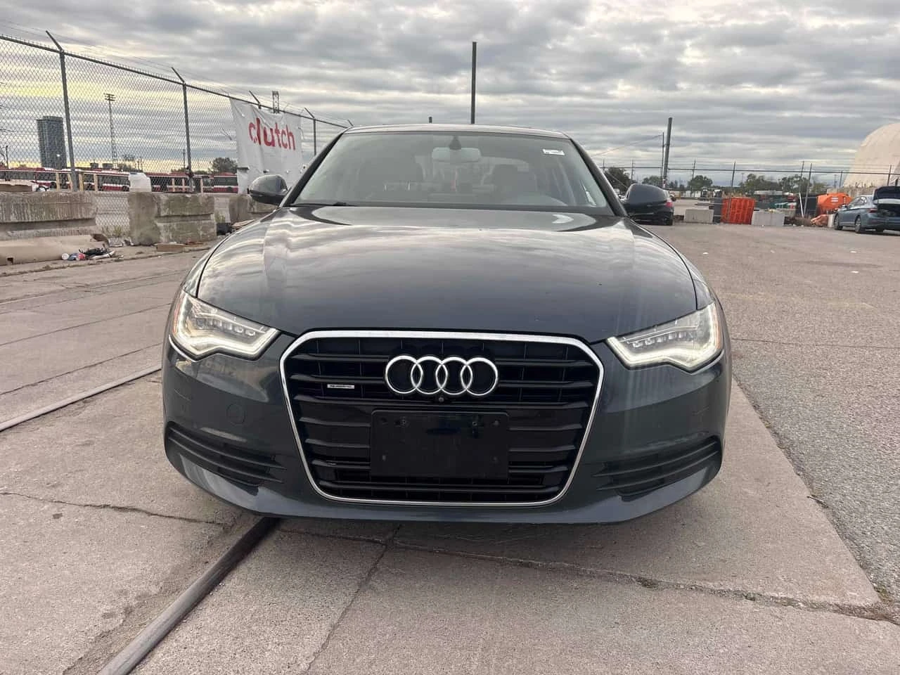 Audi A6 2.0T Premium / Клип на мотора / Carfax , снимка 6 - Автомобили и джипове - 56168822
