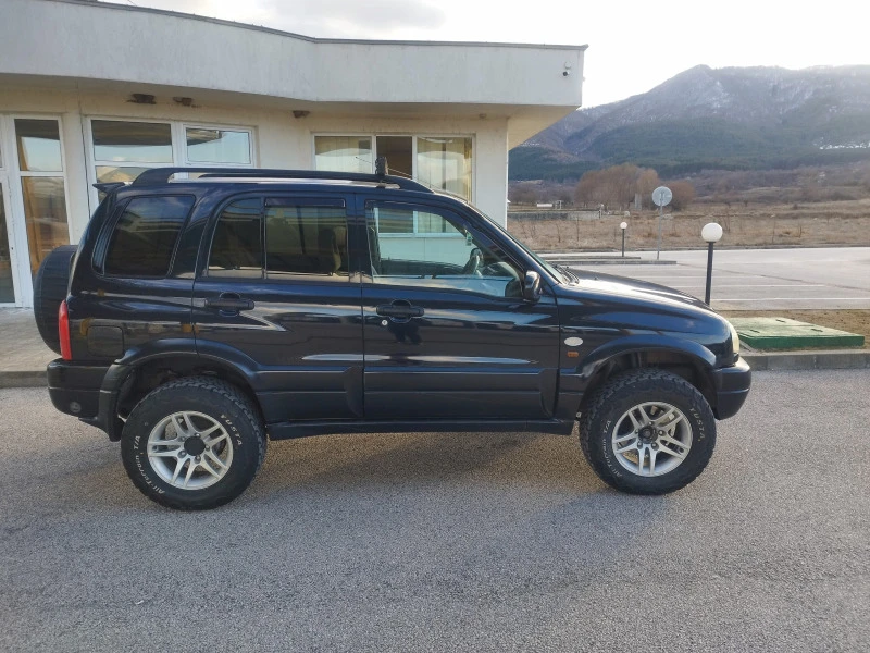 Suzuki Grand vitara 2.0, снимка 4 - Автомобили и джипове - 47453663