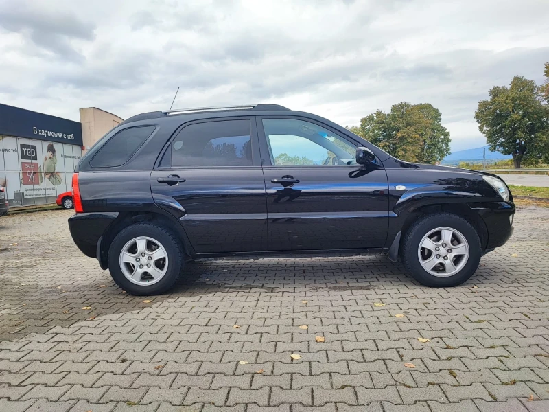 Kia Sportage 2.0 141hp 4x4 ГАЗ, снимка 6 - Автомобили и джипове - 47403859