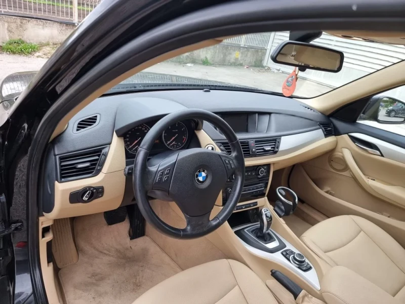 BMW X1 sDrive 16D Facelift Автомат, снимка 13 - Автомобили и джипове - 48126426