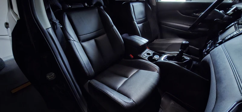 Nissan X-trail Tekna, снимка 12 - Автомобили и джипове - 51929641