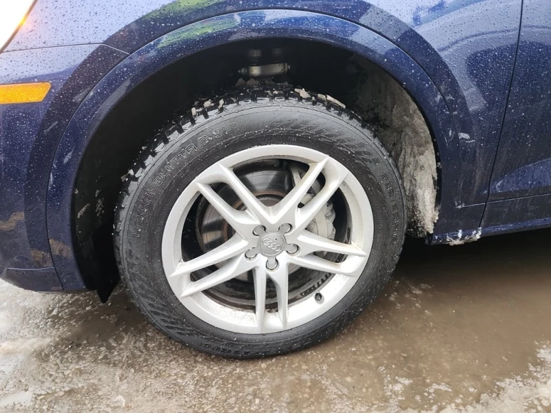 Audi Q5 * PROGRESSIV * CARFAX * БЕЗ ПЪРВОНАЧАЛНА ВНОСКА, снимка 6 - Автомобили и джипове - 53021424