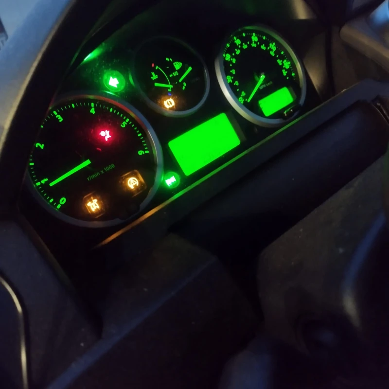 Land Rover Discovery 3, снимка 4 - Автомобили и джипове - 53121318