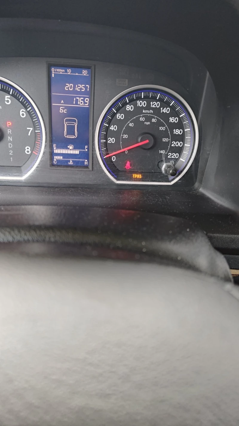 Honda Cr-v 2.4, снимка 11 - Автомобили и джипове - 53396425