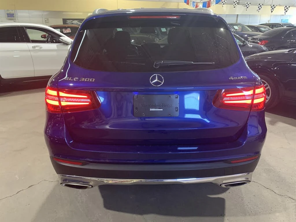 Mercedes-Benz GLC 300 4MATIC* KEYLESS* ПАНОРАМА* МЪРТВА ТОЧКА*  - изображение 5