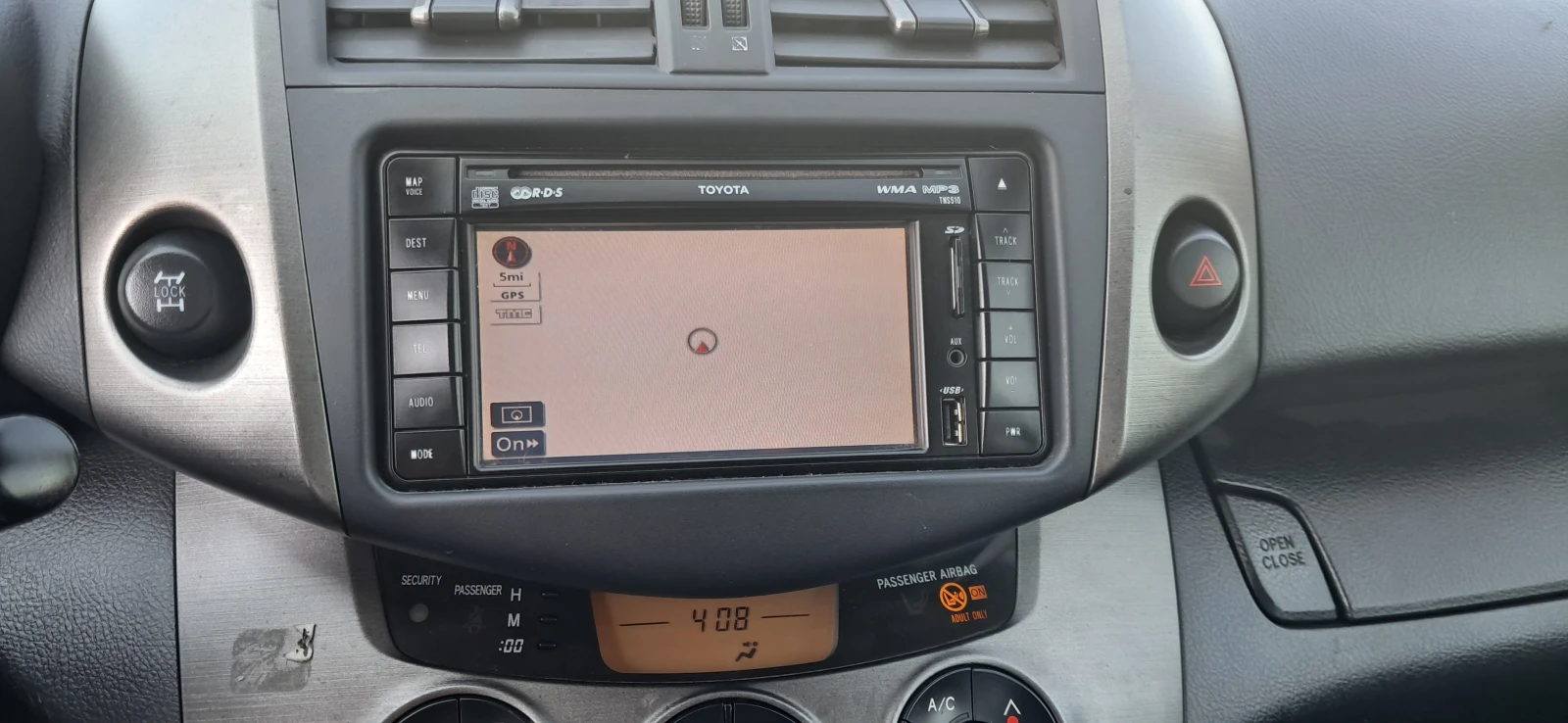 Toyota Rav4 2.2D4D, снимка 14 - Автомобили и джипове - 53870504