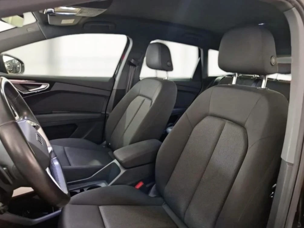 Audi Q4 35 e-tron EVO, снимка 4 - Автомобили и джипове - 54562025