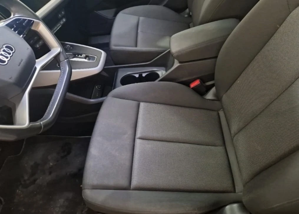 Audi Q4 35 e-tron EVO, снимка 5 - Автомобили и джипове - 54562025