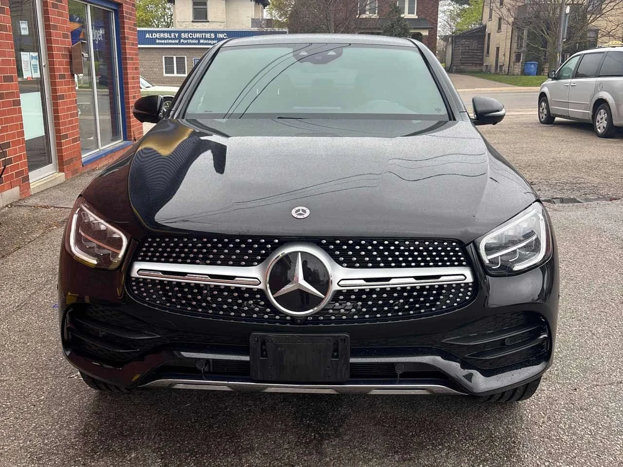 Mercedes-Benz GLC 300  | DISTRONIC | 360 | MEMORY | AMBIENT | , снимка 2 - Автомобили и джипове - 54630856
