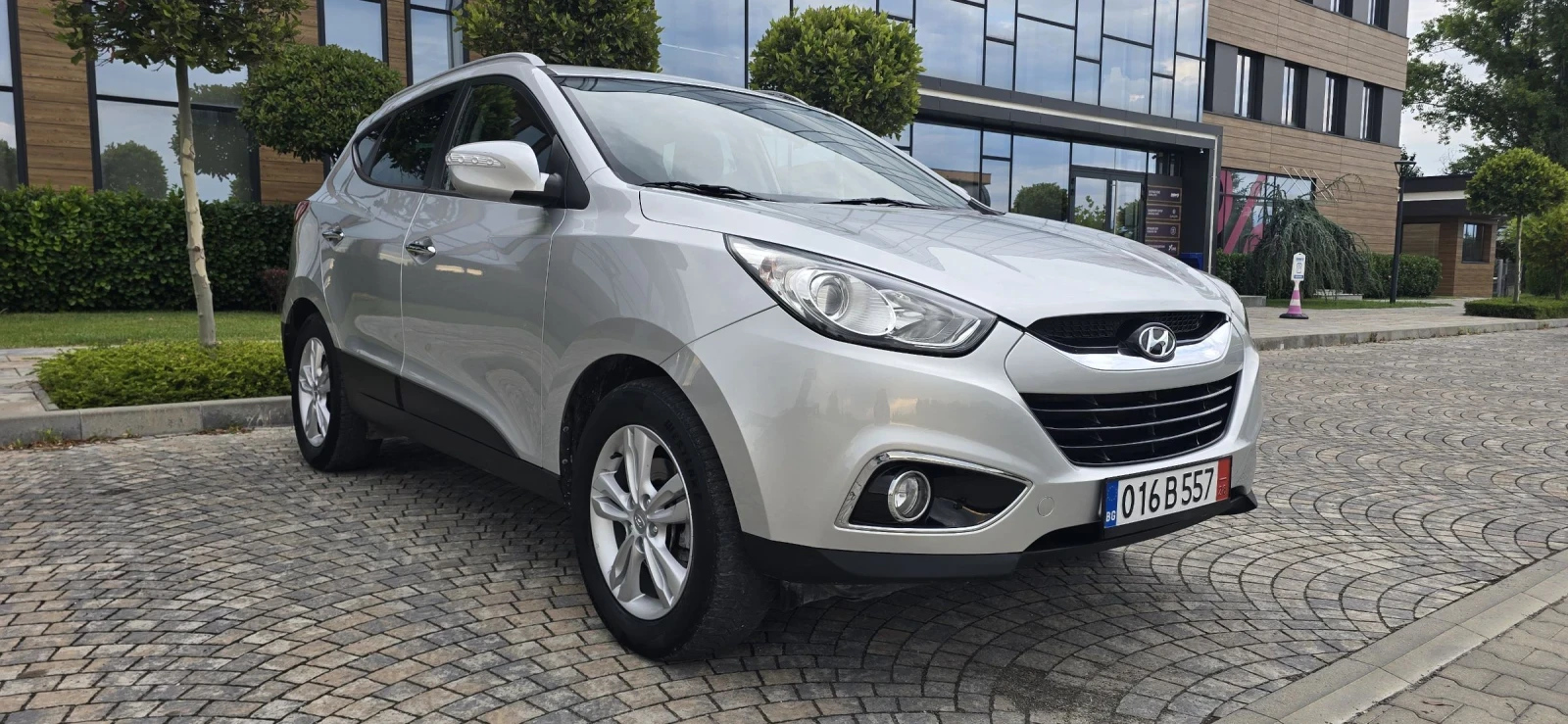 Hyundai IX35 1.7 CRDI/ ИТАЛИЯ/ЛИЗИНГ/НАВИ/КАМЕРА/СЕРВИЗНА ИСТОР