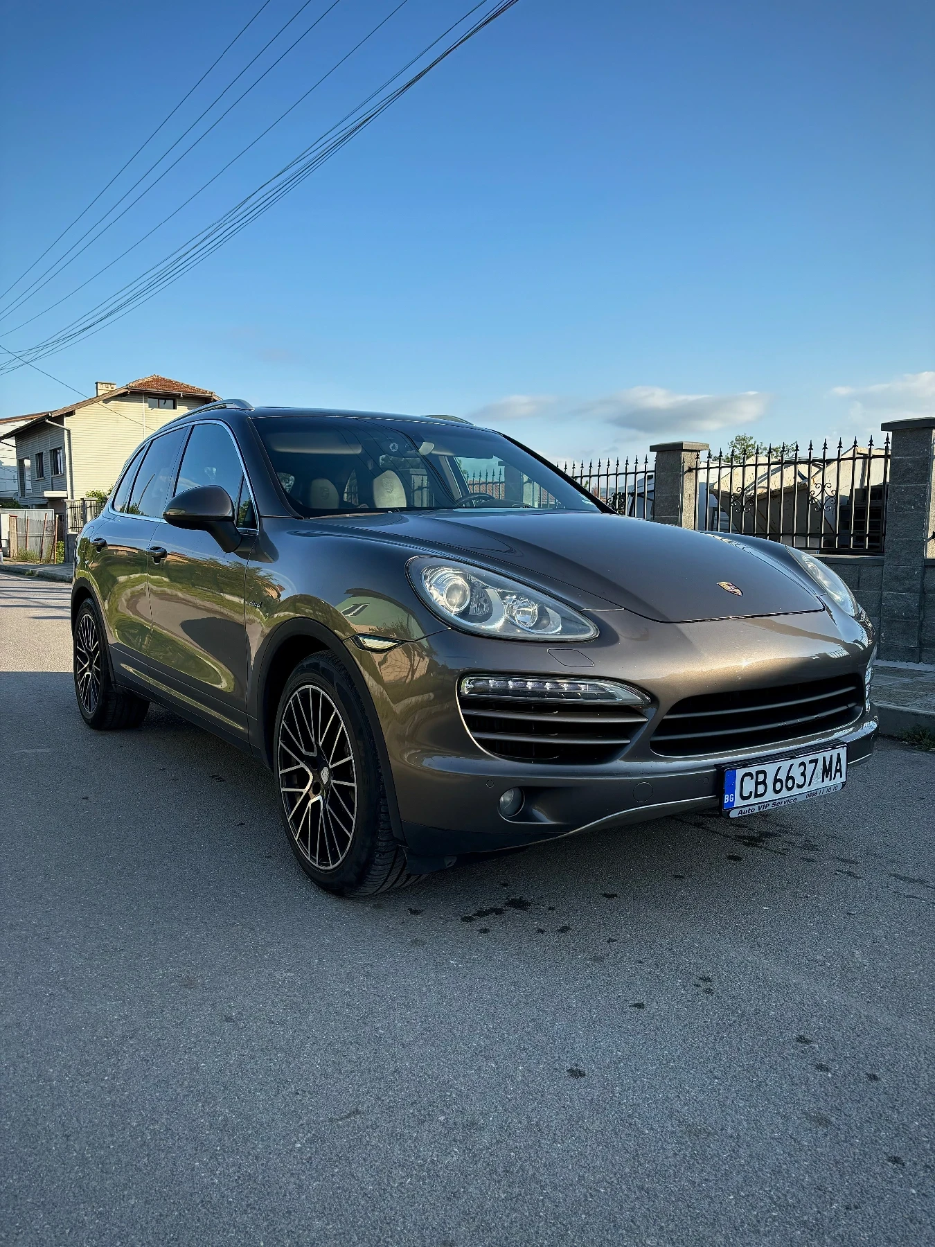 Porsche Cayenne 3.0 TDI, снимка 2 - Автомобили и джипове - 55658361