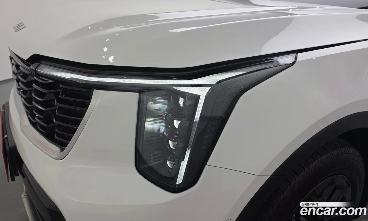 Kia Sorento Signature * Обдух* Подгрев* 360* Масаж* Distronic*, снимка 5 - Автомобили и джипове - 55945845