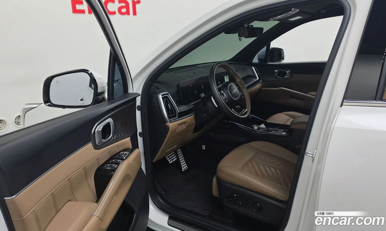 Kia Sorento Signature * Обдух* Подгрев* 360* Масаж* Distronic*, снимка 9 - Автомобили и джипове - 55945845