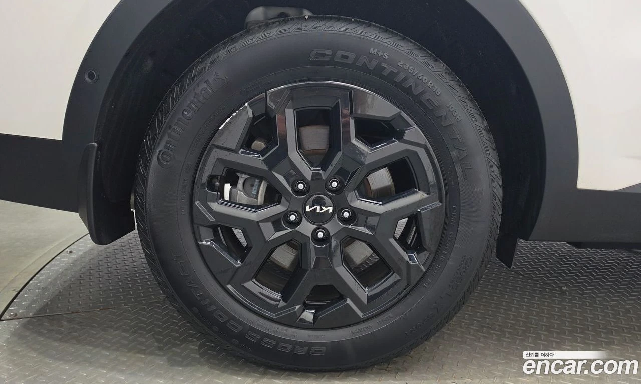 Kia Sorento Signature * Обдух* Подгрев* 360* Масаж* Distronic*, снимка 7 - Автомобили и джипове - 55945845