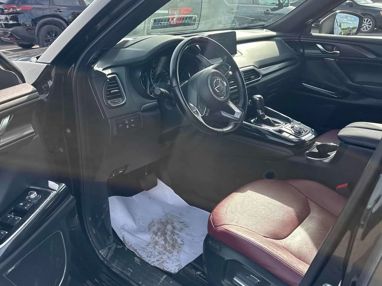 Mazda CX-9 * AWD * CARFAX * БЕЗ ПЪРВОНАЧАЛНА ВНОСКА, снимка 5 - Автомобили и джипове - 56320723