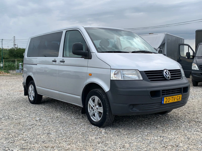 VW Transporter 1.9TDiПътнически 8+ 1, снимка 2 - Бусове и автобуси - 46173720