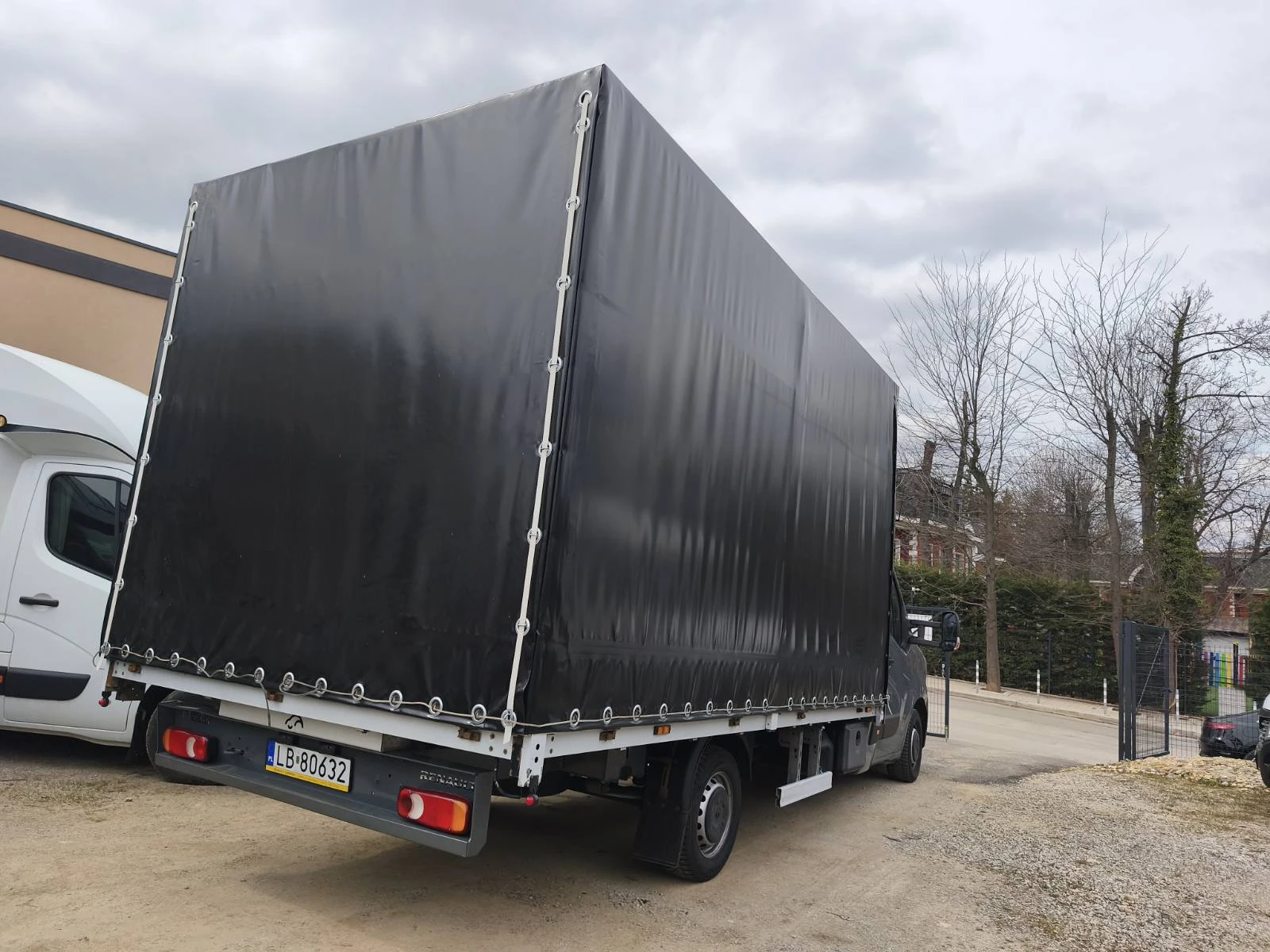 Renault Master 10 ПАЛЕТА//ДВЕ ЛЕГЛА//ЛИЗИНГ, снимка 5 - Бусове и автобуси - 53816523