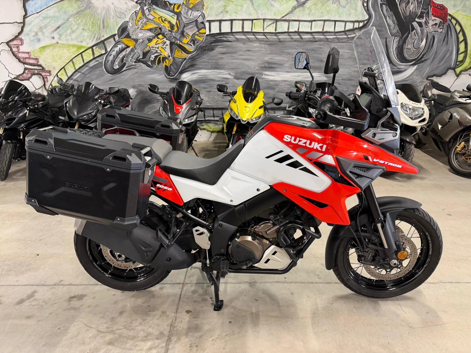 Suzuki DL 1050 V-Strom - изображение 2