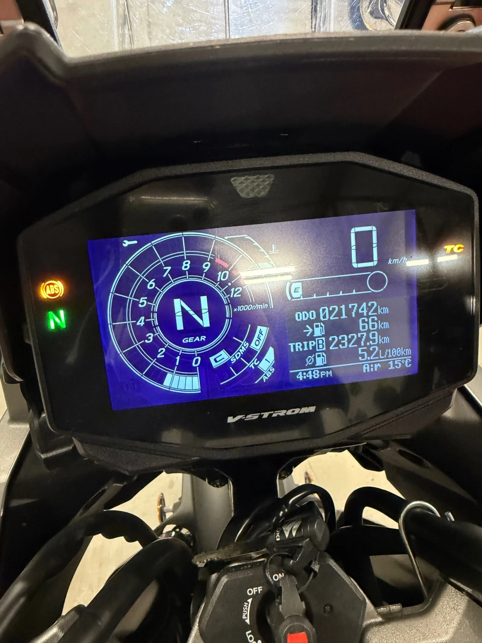 Suzuki DL 1050 V-Strom - изображение 9