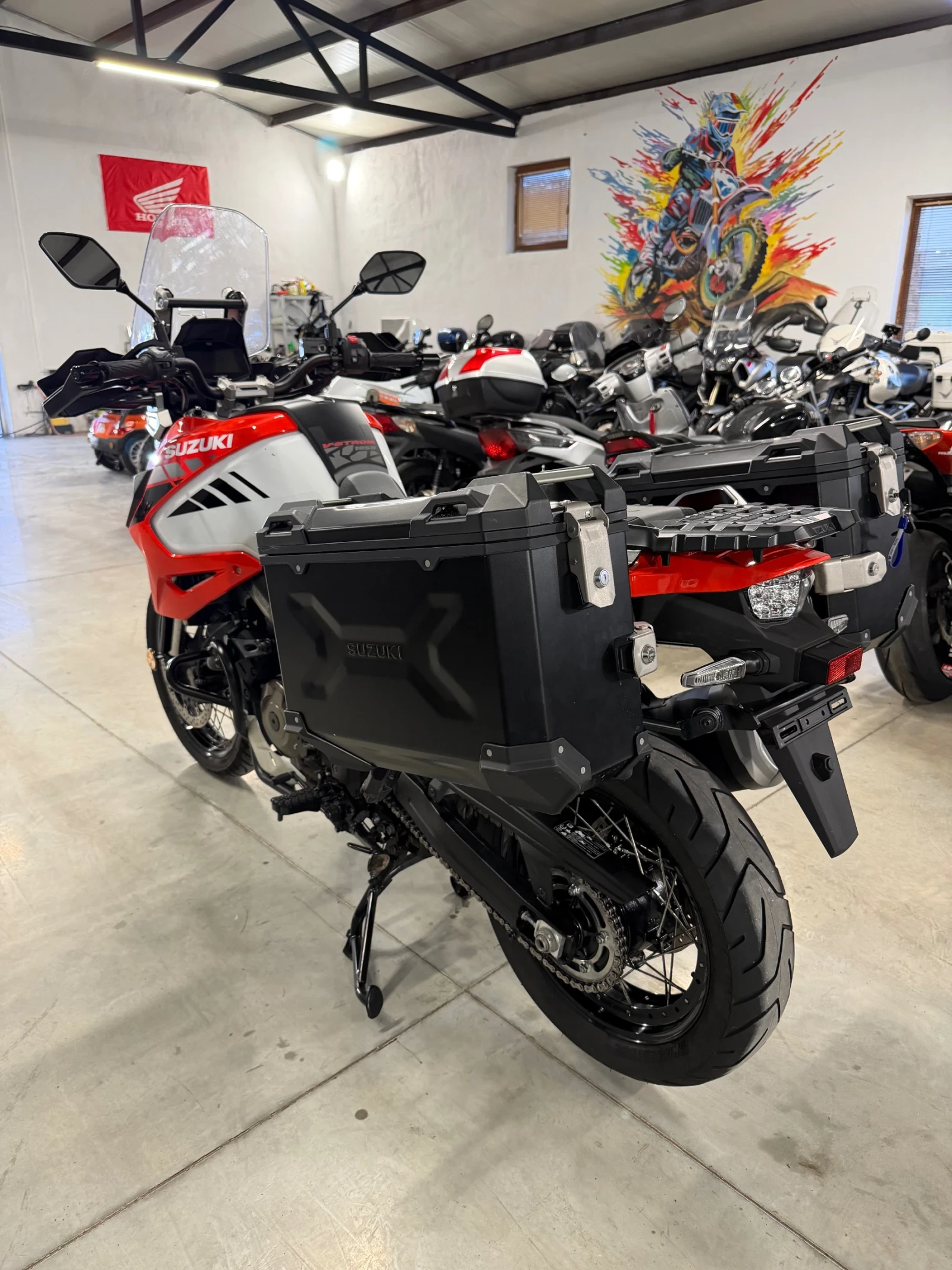 Suzuki DL 1050 V-Strom - изображение 7