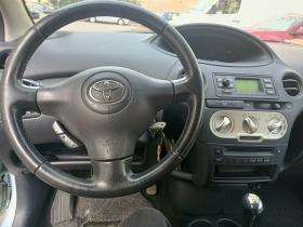 Toyota Yaris Хечбек, снимка 5