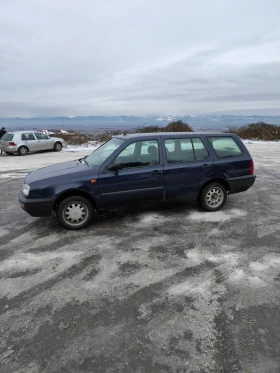 VW Golf  3 комби  - 1200 € / 2347.00 лв. - 90466571 3