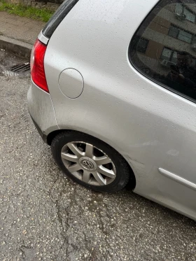 VW Golf - 2700 € / 5280.74 лв. - 28694254 13