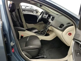 Volvo V40 1.6D - 7915 € / 15480.39 лв. - 98195642 11